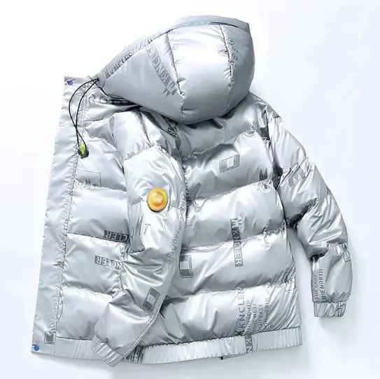 Giacca calda con cappuccio da bambino