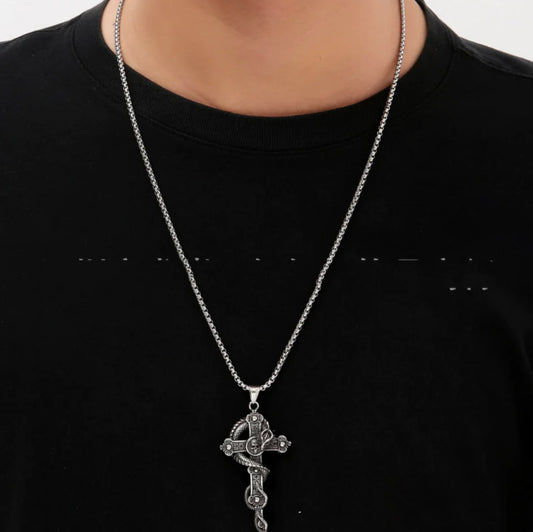 Collar con Colgante de Cruz y Dragón de Acero Inoxidable