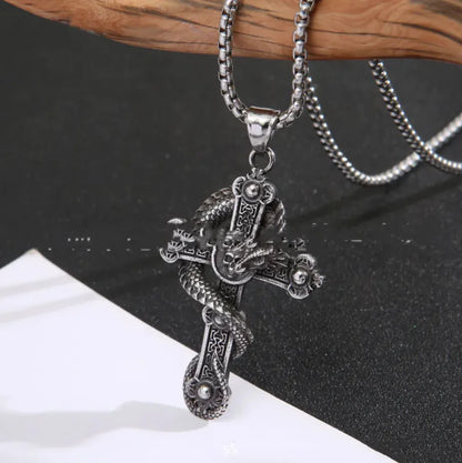 Collar con Colgante de Cruz y Dragón de Acero Inoxidable